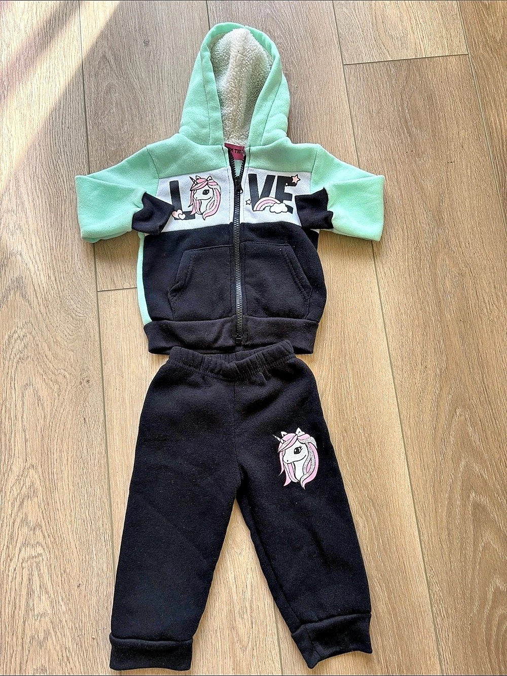 Kids Unicorn Hoodie & Jogger Set in Black & Green